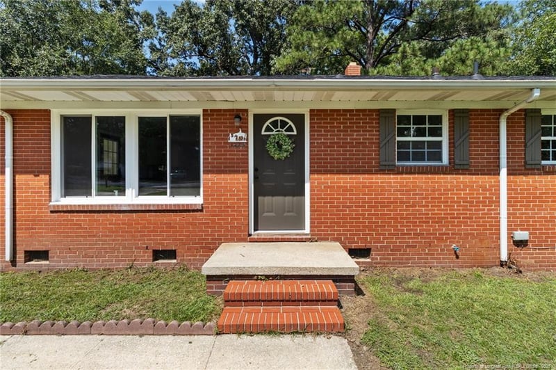 1223 Stansfield Dr, Fayetteville, NC 28303