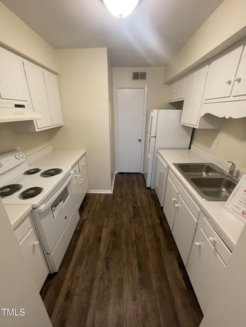 1223 Teakwood Pl, Raleigh, NC 27606