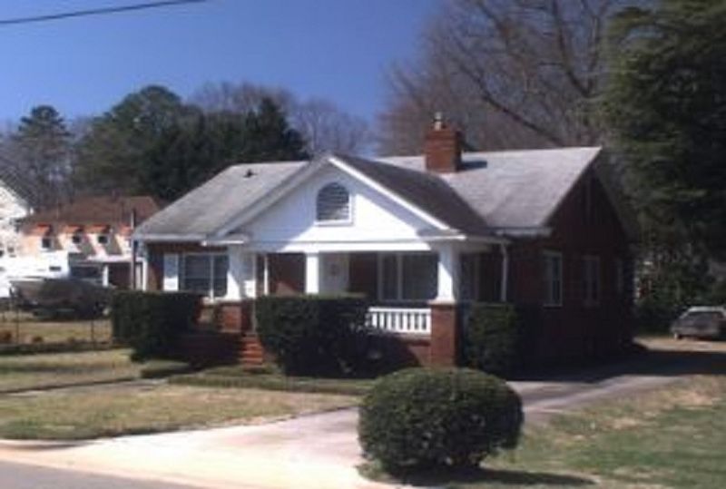 1223 Wake Forest Rd, Raleigh, NC 27604