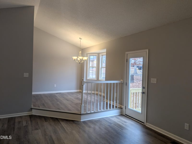 1224 Banjo Dr, Zebulon, NC 27597