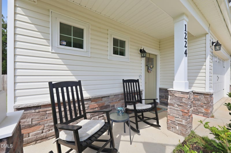 1224 Micro Tower Rd, Lillington, NC 27546