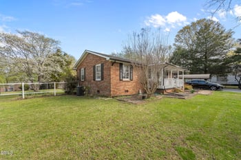 1225 2nd St, Eden, NC 27288