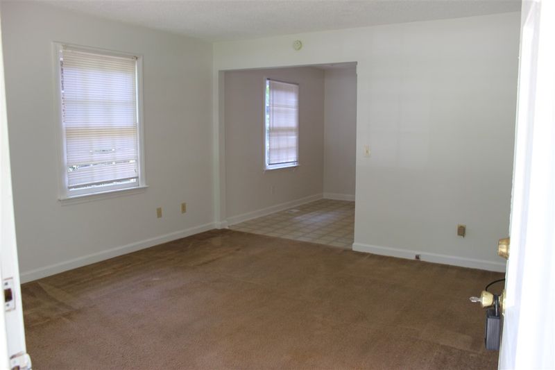 1225 W Cornwallis Rd, Durham, NC 27705