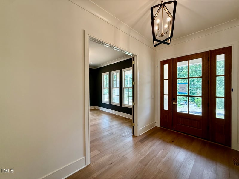1225 Dixie Trl, Raleigh, NC 27607