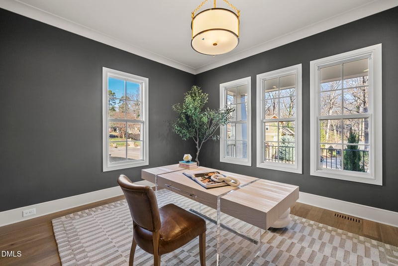1225 Dixie Trl, Raleigh, NC 27607