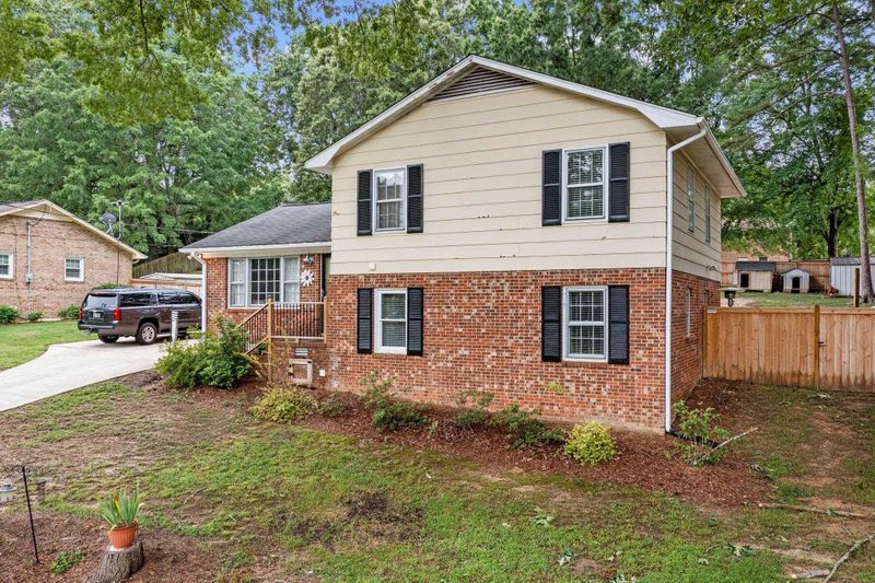 1225 Dover St, Roxboro, NC 27573