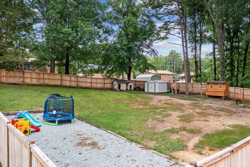 1225 Dover St, Roxboro, NC 27573
