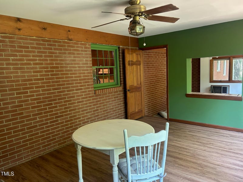 1225 Fairlane Rd, Cary, NC 27511
