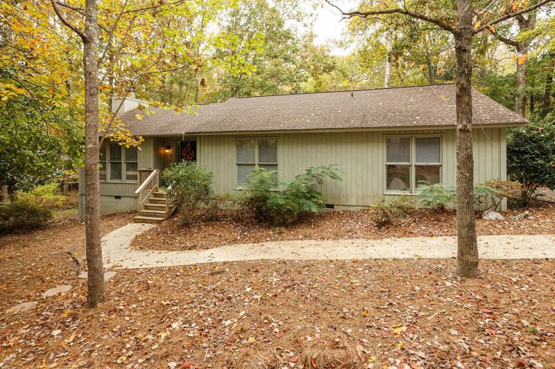 1225 Selwyn Ln, Cary, NC 27511
