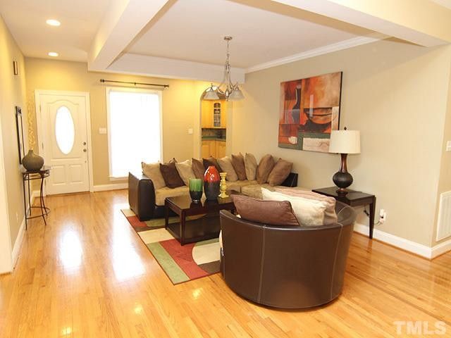1226 Champions Pointe Dr, Durham, NC 27712