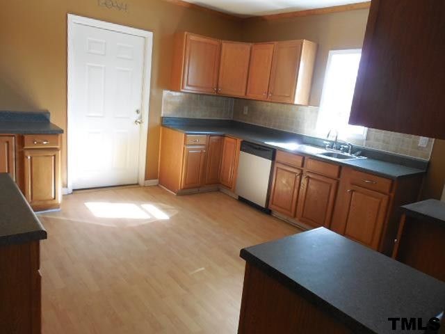 1226 Festus Rd, Coats, NC 27521
