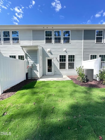 1226 Hammond Dr, Mebane, NC 27302