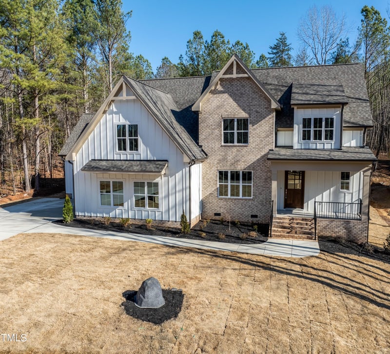 1226 Red Cedar Ct, Youngsville, NC 27596