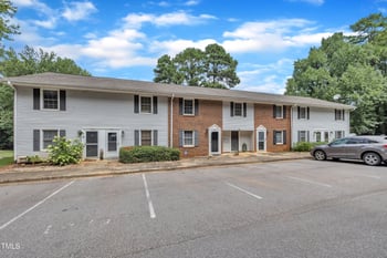 1227 Jamestown Ct, Cary, NC 27511