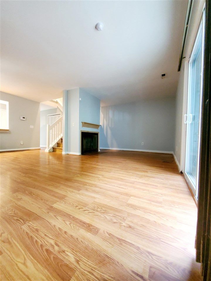 1227 Seaton Dr #43, Durham, NC 27713
