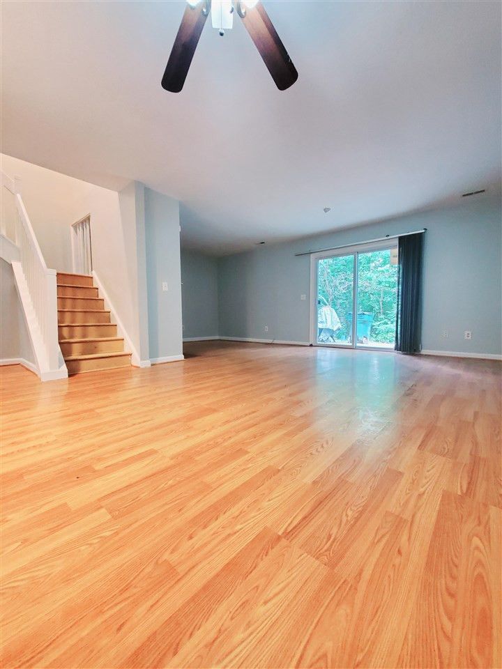 1227 Seaton Dr #43, Durham, NC 27713