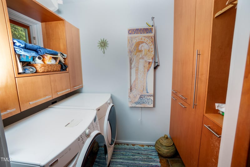 1228 Marshall St, Raleigh, NC 27604