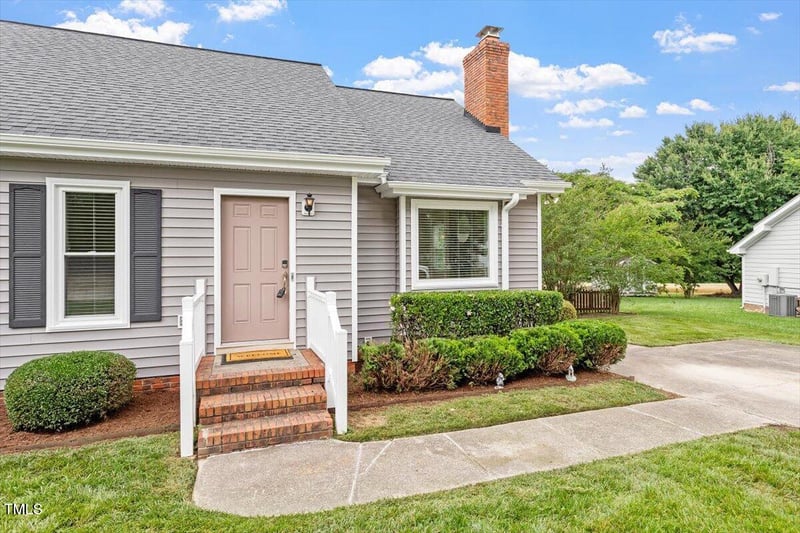1228 Shakentown St, Knightdale, NC 27545