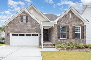 1228 Stonemill Falls Dr, Wake Forest, NC 27587