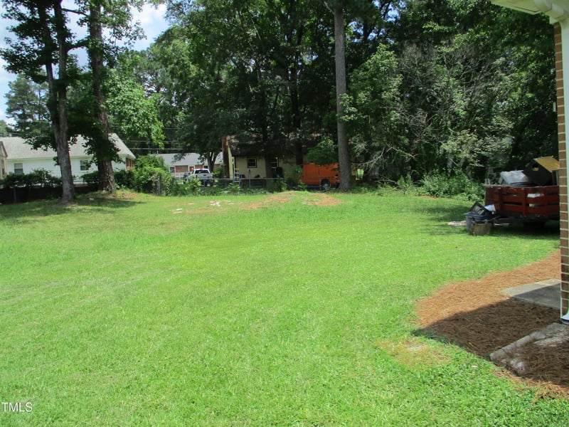 1229 Beverly Dr, Raleigh, NC 27610