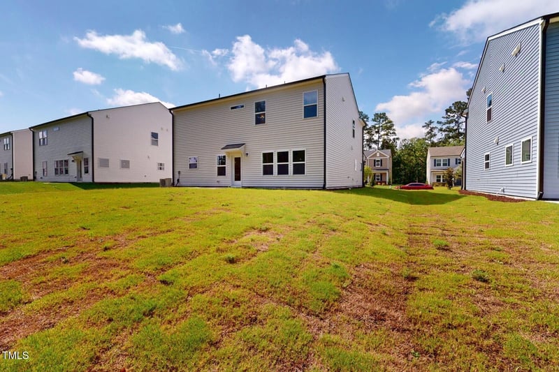 1229 Dimaggio Dr #8, Raleigh, NC 27616