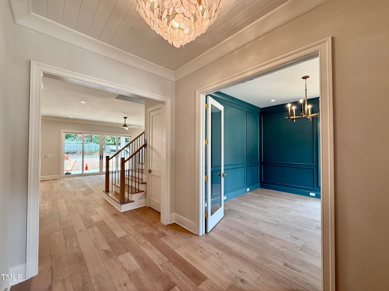 1229 Dixie Trl, Raleigh, NC 27607
