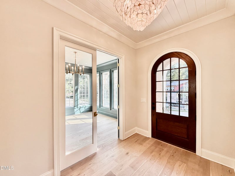 1229 Dixie Trl, Raleigh, NC 27607