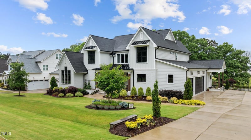 1229 Perry Bluff Dr, Wake Forest, NC 27587