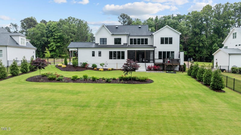 1229 Perry Bluff Dr, Wake Forest, NC 27587