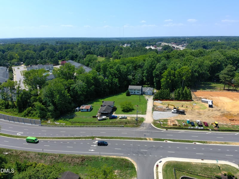 1229 Tulip St, Clayton, NC 27520