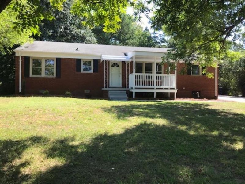1229 Westmoreland Dr, Burlington, NC 27217