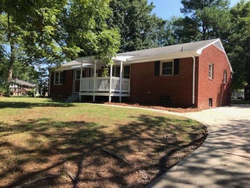 1229 Westmoreland Dr, Burlington, NC 27217