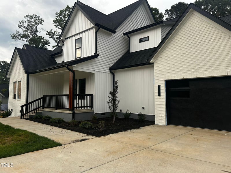 123-125 Ottawa Dr, Louisburg, NC 27549