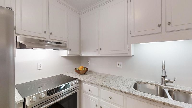 123 Adventure Trl, Cary, NC 27513