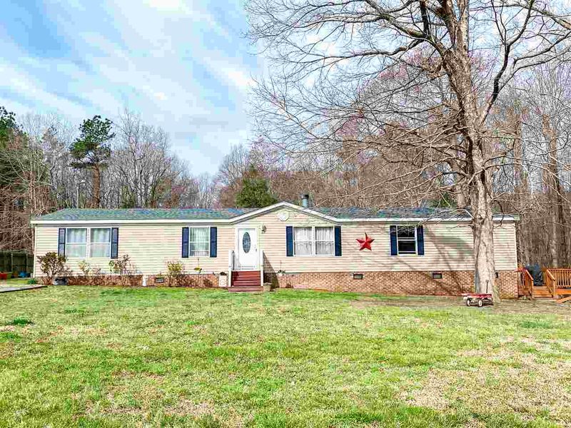 123 Boyette Dr, Selma, NC 27576