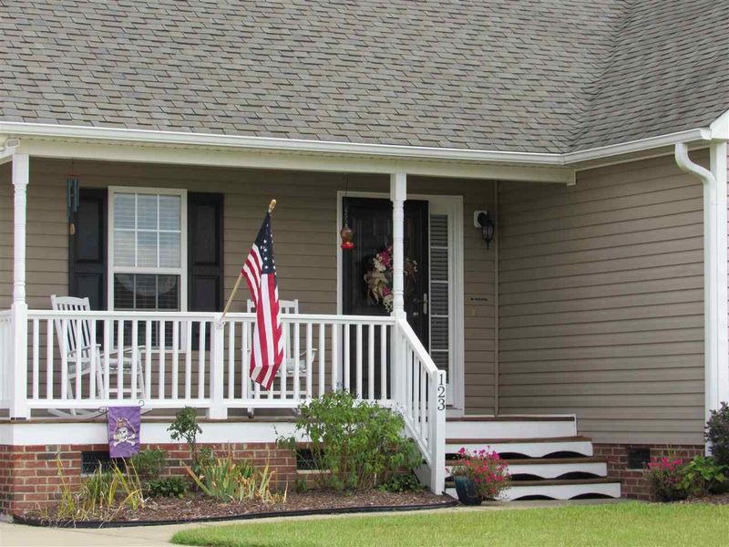 123 Bridle Dr, Angier, NC 27501