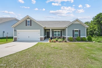 123 Bristow Ct, Four Oaks, NC 27524