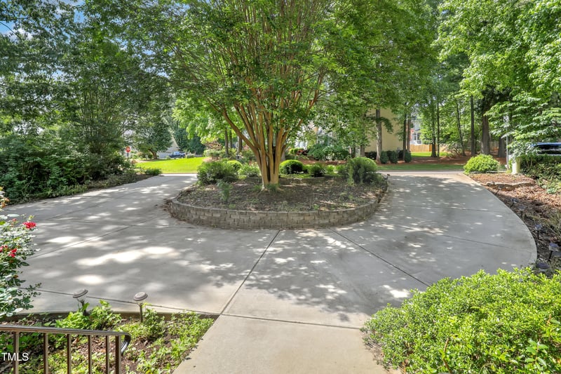 123 Camden Forest Dr, Cary, NC 27518