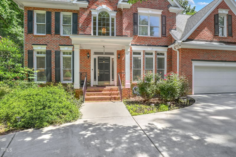 123 Camden Forest Dr, Cary, NC 27518