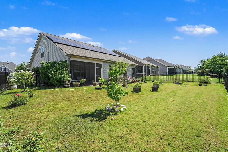 123 Carbone Ln, Clayton, NC 27527