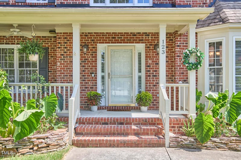 123 Carlion Ct, Durham, NC 27713