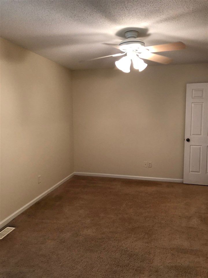 123 Carriage House Trl, Garner, NC 27529