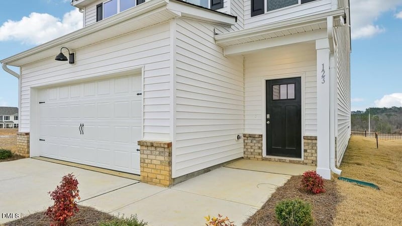 123 Chapel St, Fuquay Varina, NC 27526