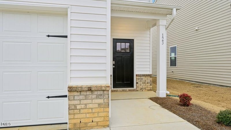 123 Chapel St, Fuquay Varina, NC 27526