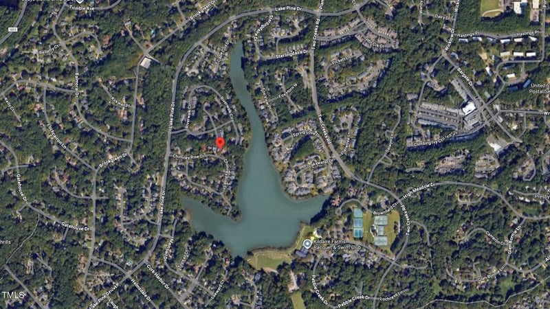 123 Chimney Rise Dr, Cary, NC 27511