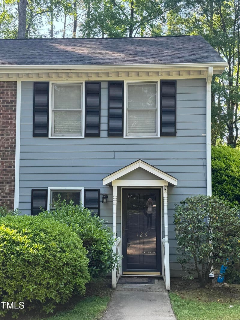 123 Cimmaron Ct #12, Cary, NC 27511