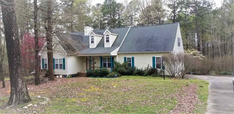 123 Deer Ridge Dr, Selma, NC 27576
