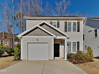 123 Diploma Dr, Clayton, NC 27520