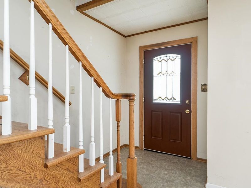 123 Dogwood Dr, Burlington, NC 27215