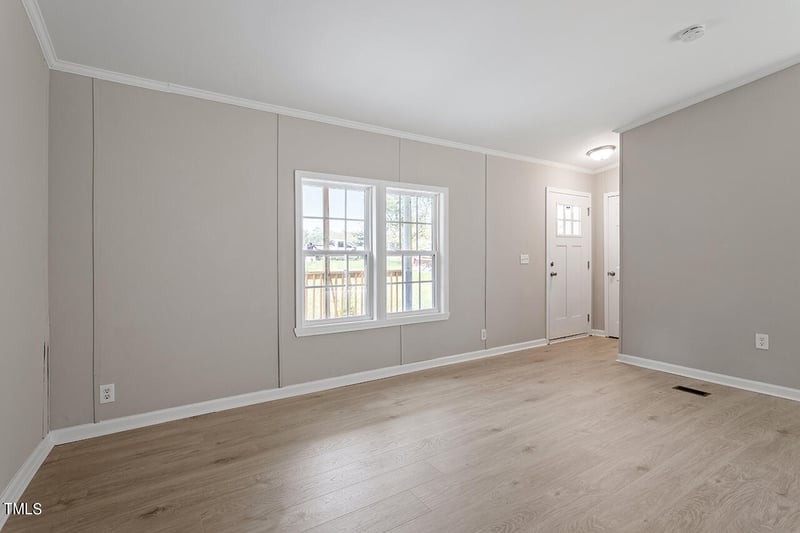 123 Falling Tree Rd, Fayetteville, NC 28306